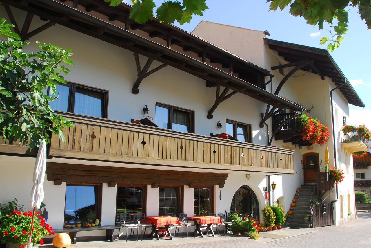 Eco Bnb & Apartments Bruendlerhof Marlengo Exterior photo